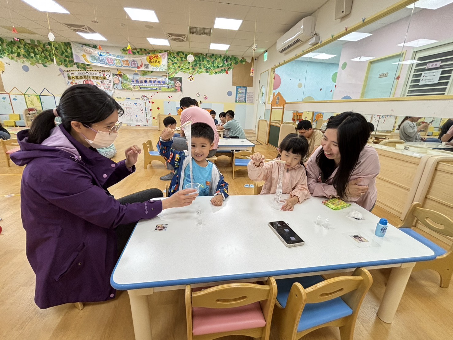 115年三重親職講座辦理幼兒感官體驗課程.